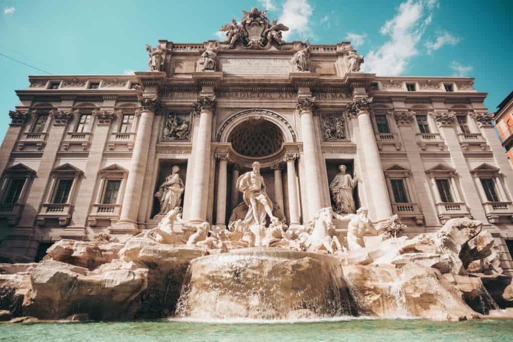 trevi fountain